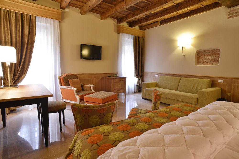 All'Opera Prima Bed & Breakfast Verona Exterior photo