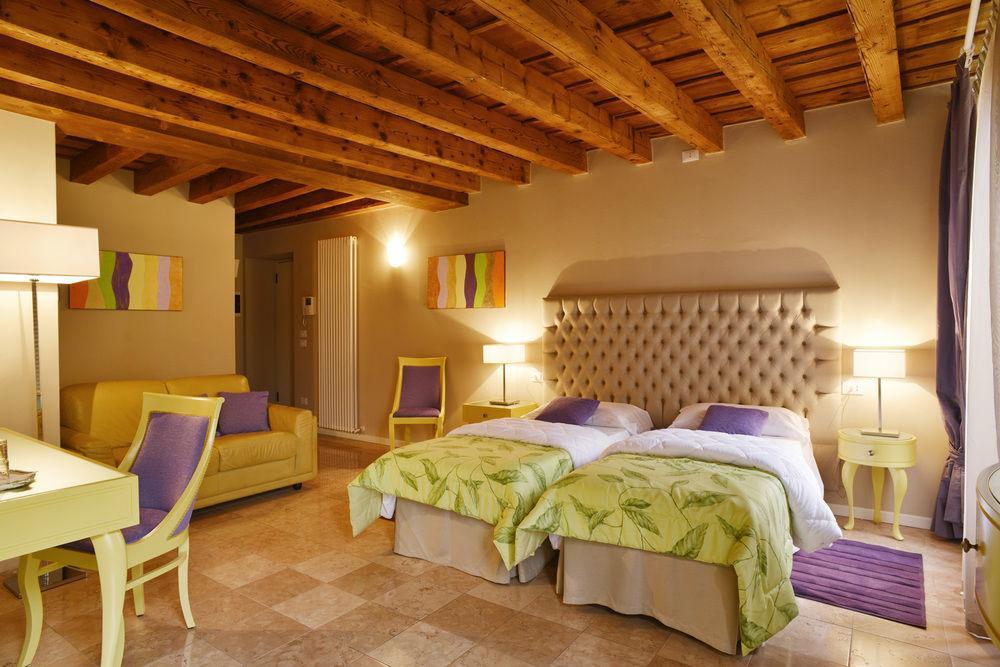 All'Opera Prima Bed & Breakfast Verona Exterior photo