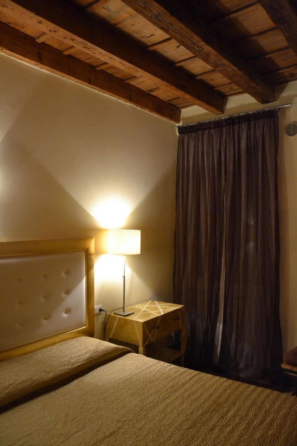 All'Opera Prima Bed & Breakfast Verona Exterior photo